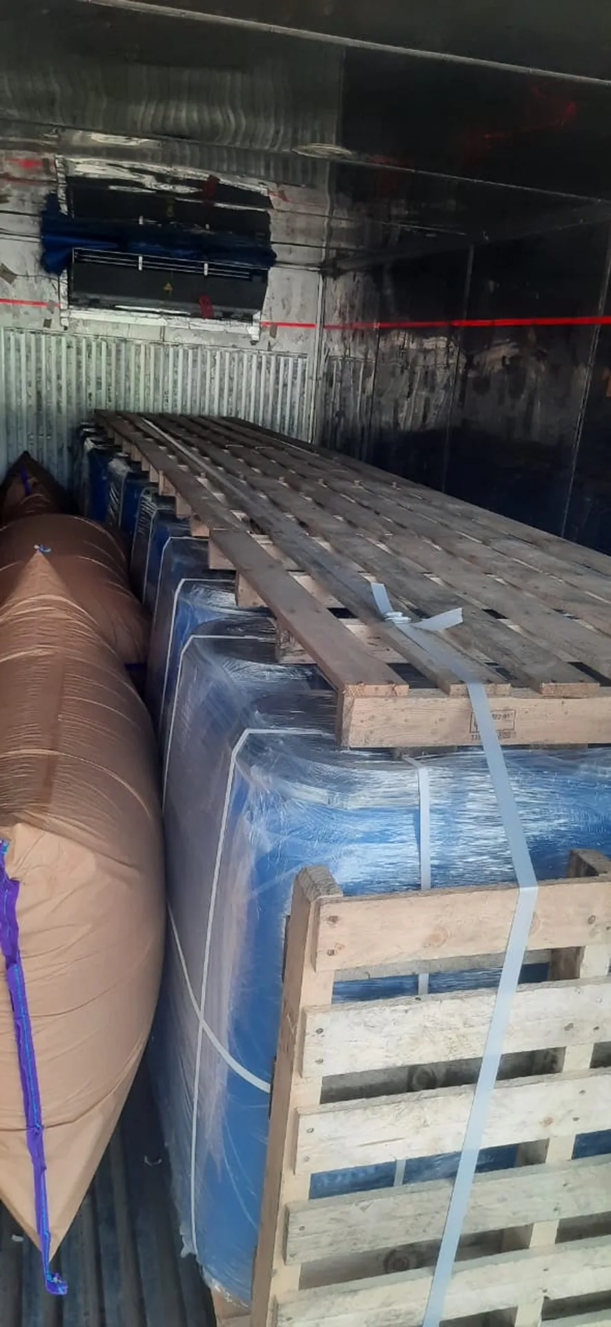 Oversized cargo lashing and securing