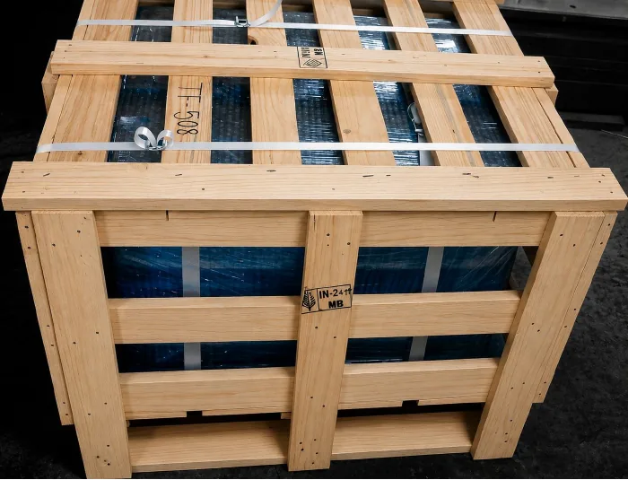 Export wooden crate packing