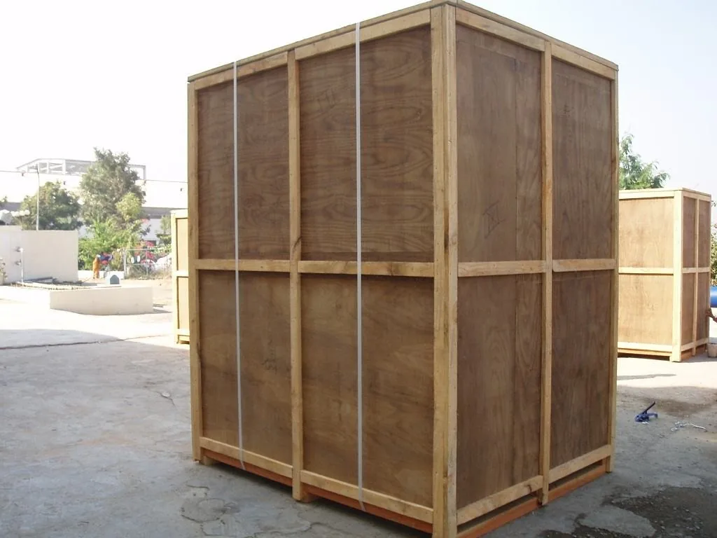 Wooden box packing